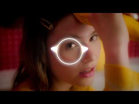 Esther Graf - Geldautomat [8D - Audio]