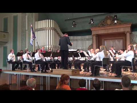 Kadettenmusik Horgen spielt "Toward the bright Future" von Naoya WADA am Musikfest Winterthur 2013