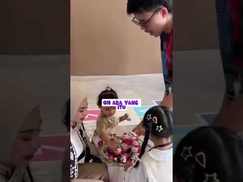 AMEENA WAS IMMEDIATELY HAPPY TO RECEIVE A KINDER JOY CHOCOLATE GIFT FROM MAMA #ameena #azura #att...