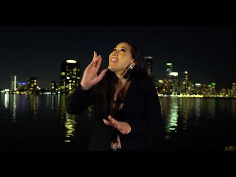 Karmen Muradas - Estés donde Estés (Video Oficial) #Comienzos #Salsa #SalsaRomantica