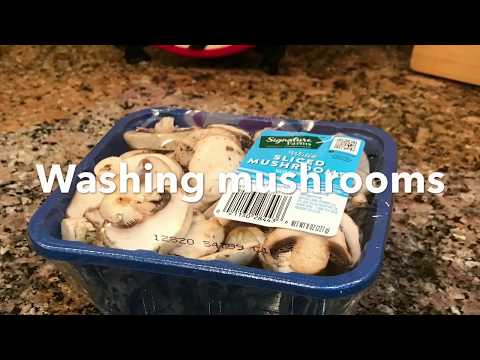 Washing mushrooms and then sauteing mushrooms