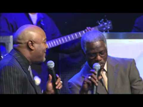 Lee Williams & Harvey Watkins, Jr - What A Wonderful World (Live Performance)