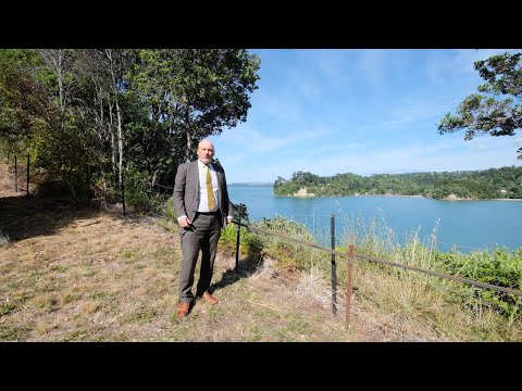 57 Arapito Rd  Titirangi