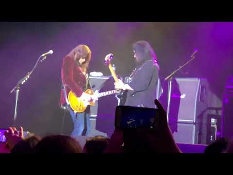 Gene Simmons & Ace Frehley - Let me go, Rock n Roll (live - Melbourne 30/8/2018)