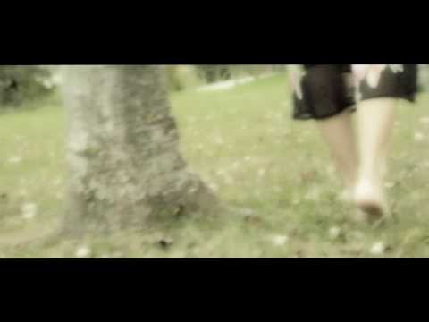 Moces A Bailar video