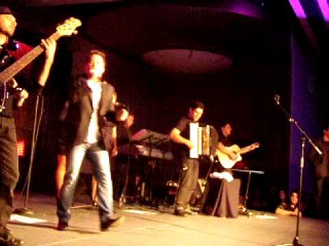 SHOW DO LEONARDO NO ROBERT TREAT HOTEL