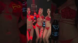 Download lagu korean strip club girl zerotwo dance mp3
