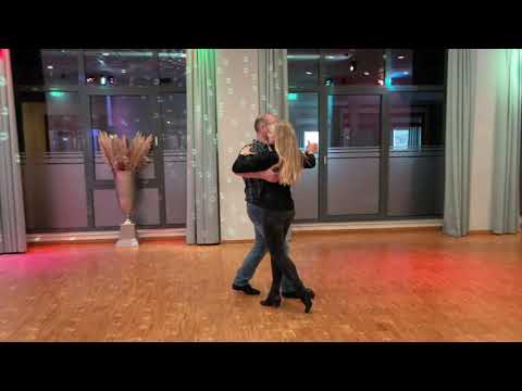 Tanzkreisfigur Slowfox 2021 "Impetus+Flechte"