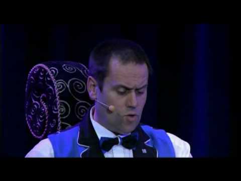 Trailer zu Dornrö´sch´en -- ein Märchen, erzählt von Zauberer Enzo Paolo.