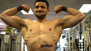 Building massive biceps featuring Frescosaur