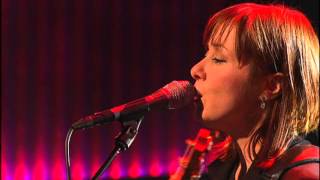 Suzanne Vega @ Marlene on the Wall [Live at Montreux 2004]