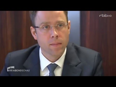 RBB Abendschau 21.12.2015: Druck auf Sozialsenator wächst