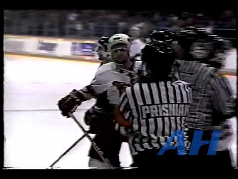 OHL Apr. 11, 1992 Tony Iob,SSM v Todd Simon,NF (R) Sault Ste. Marie Greyhounds Niagara Falls Thunder