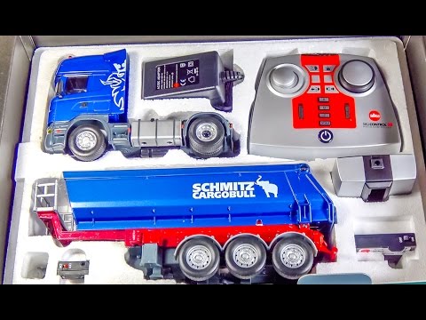 RC truck SCANIA gets unboxed, loaded & DIRTY for the first time!