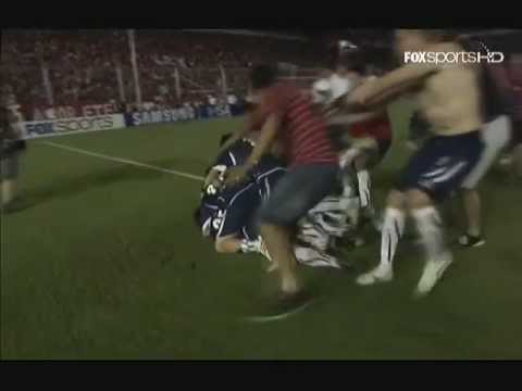 Penal de Tuzzio - Independiente campeón Sudamericana 2010 (relato Mariano Closs)