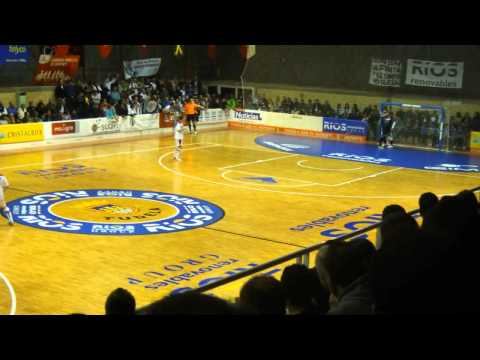 LNFS 13ª Jornada  Ríos Renovables 0 - Caja Segovia F.S. 4 26/11/2011 (2)