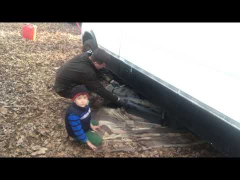 How To Remove a Fuel Tank on a 2006 Mercedes Sprinter T1N, and How to replace A Fuel Pump on T1N