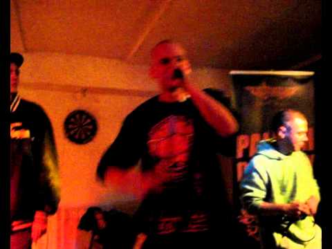 Łysy a.k.a Niuniek / [M] KOMPANY Olsztyn live 30.04.2011 cz.1