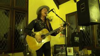 Ian Moore House Concert - "Satisfied"
