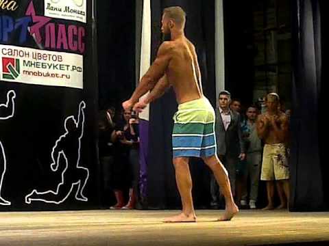 В Белгороде прошёл чемпионат по бодибилдингу и фитнес-бикини