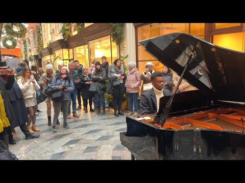 Camden Stewart - Lost (Live at Burlington Arcade)