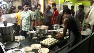 preview picture of video 'Guruvayoor Street Food'