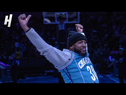 Hornets Fan NAILS a Half-Court Shot to Win $1,000 😱