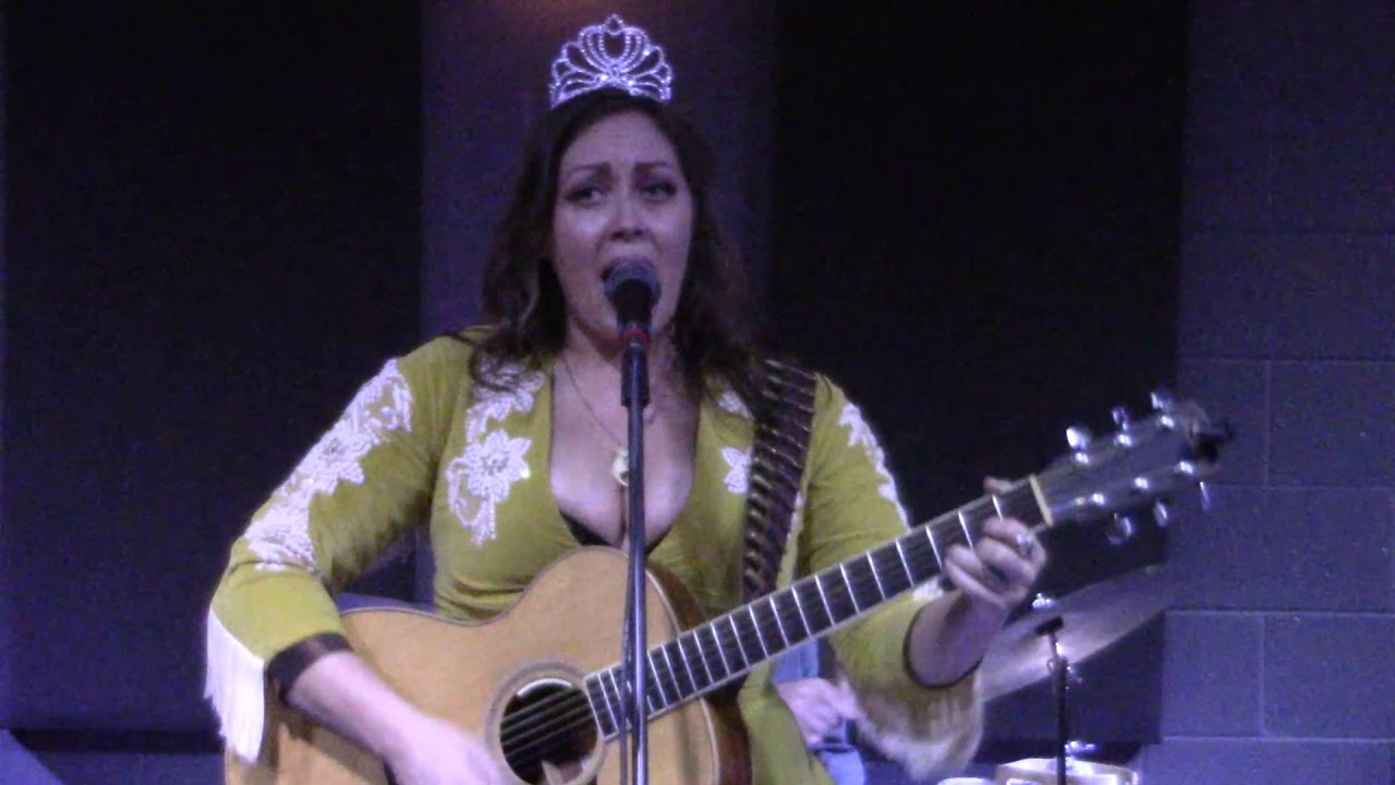 Promotional video thumbnail 3 for Andrea & Mud