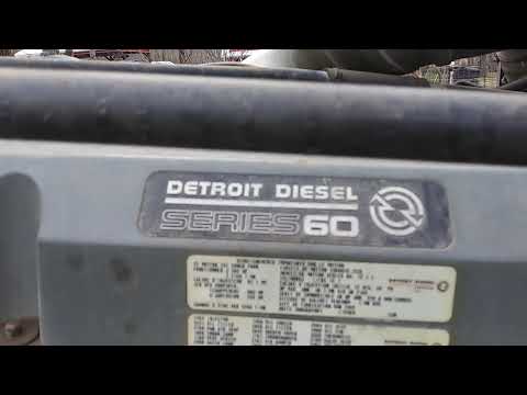 IN GOD - How to find the OIL PRESSURE SENSOR on a Detroit Diesel Series 60 engine "Lift Side by Cab"