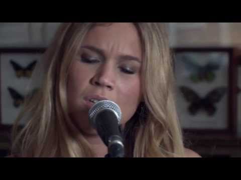 Joss Stone: The Simple Things -- video exclusive