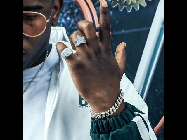 Vídeo relacionado con Collar de Dólar, Collar Simbolo Dólars, Colgante Hip Hop, Collares Dólar Dorado, Collares Hip Hop, Cadena de Oro para Hombres y Mujeres, Accesorios Rapero para Carnavale, Fiesta Temática (A)