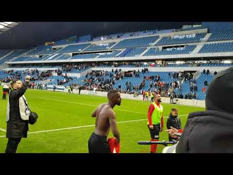 La communion entre les joueurs de Gonfreville-l'Orcher et leurs supporters