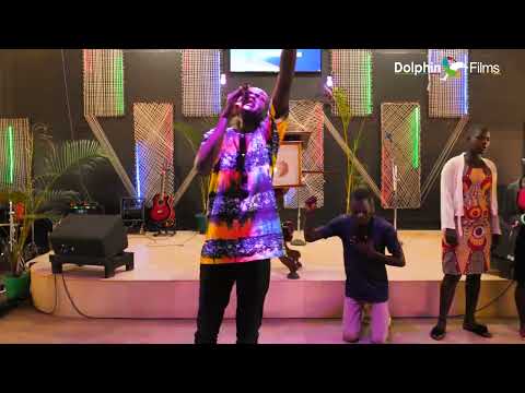 Yesu Bin I lara - Young Key (Heart melting Gospel Song Church Performance)