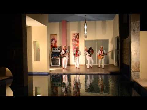 Los Meros Meros - Me Pego La Gana (Video Oficial)