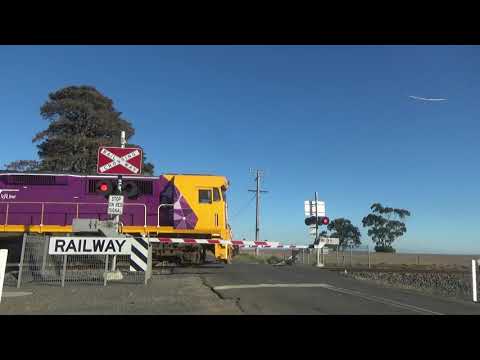 Railway Crossing, Considines Rd Modewarre VIC, Australia