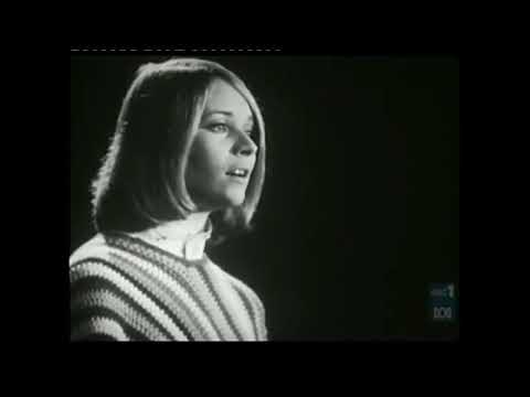 Colleen Hewett : Windmills Of Your Mind / interview