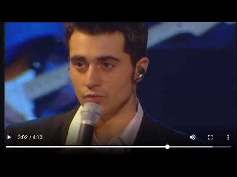 Darius Campbell Danesh performing 'My Way' with the other Pop Idol finalists on tour in 2002