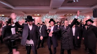 הדגשים של בר המצווה של שימי שמלצר, בנו של ליפה שמלצר, עם כוכבים מוזיקליים רבים