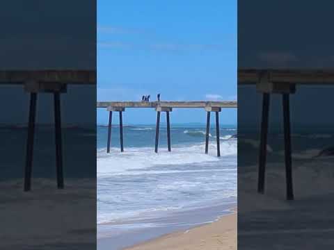 mar de ressaca em Costazul Rio das Ostras-Rj