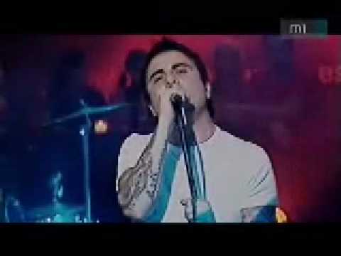 Hooligans - Rajtad múlt (mtv Hangerő, élő) LEGJOBB MINŐSÉG!!!