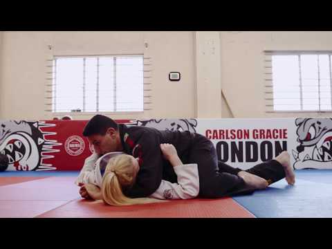 Wilson Junior's Knee Slide Pass