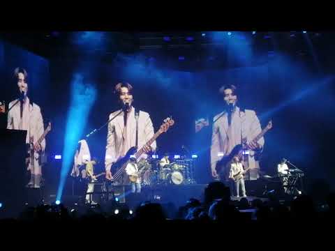 112319 Dowoon & Young K solo + Out Of My Mind - DAY6 (Live in Manila)