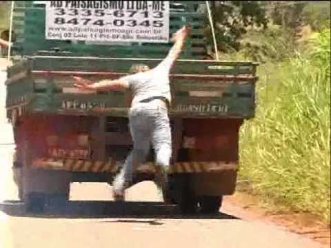 OS FERAS DO BAILE - CAMINHONEIRO