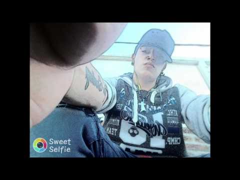 Tetemc(apuntando al papel)-Charly Beat Unidos Crew