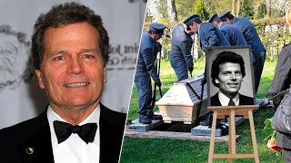 Patrick Wayne passed away in Los Angeles and his family is saying goodbye to him.