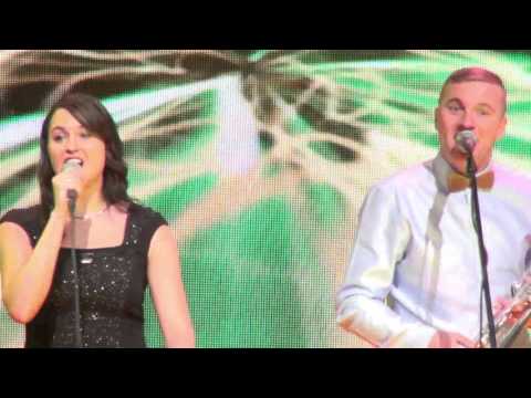 Ansambel Petka & Mojca Bitenc-Venček Avsenikovih (v živo)