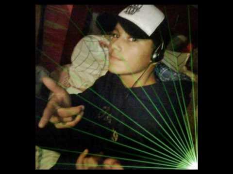 Dj Nene Vs Os Eternos   Quero Que o Mundo Se Exploda (Eq Os Assanhados 2012).wmv