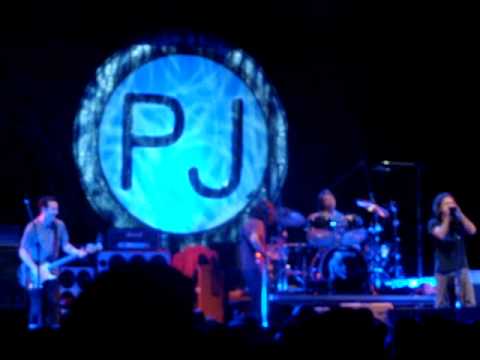 Pearl Jam- “Smile” Cleveland 2010