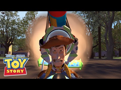 Woody y Buzz arrancan con un cohete | Toy Story | Disney Junior Oficial
