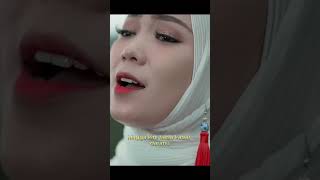 Download lagu Istana Tak Beraja #musikminang #fauzana mp3 Download lagu Istana Tak Beraja #musikminang #fauzana mp3